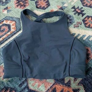 Lululemon High neck bra “align” material